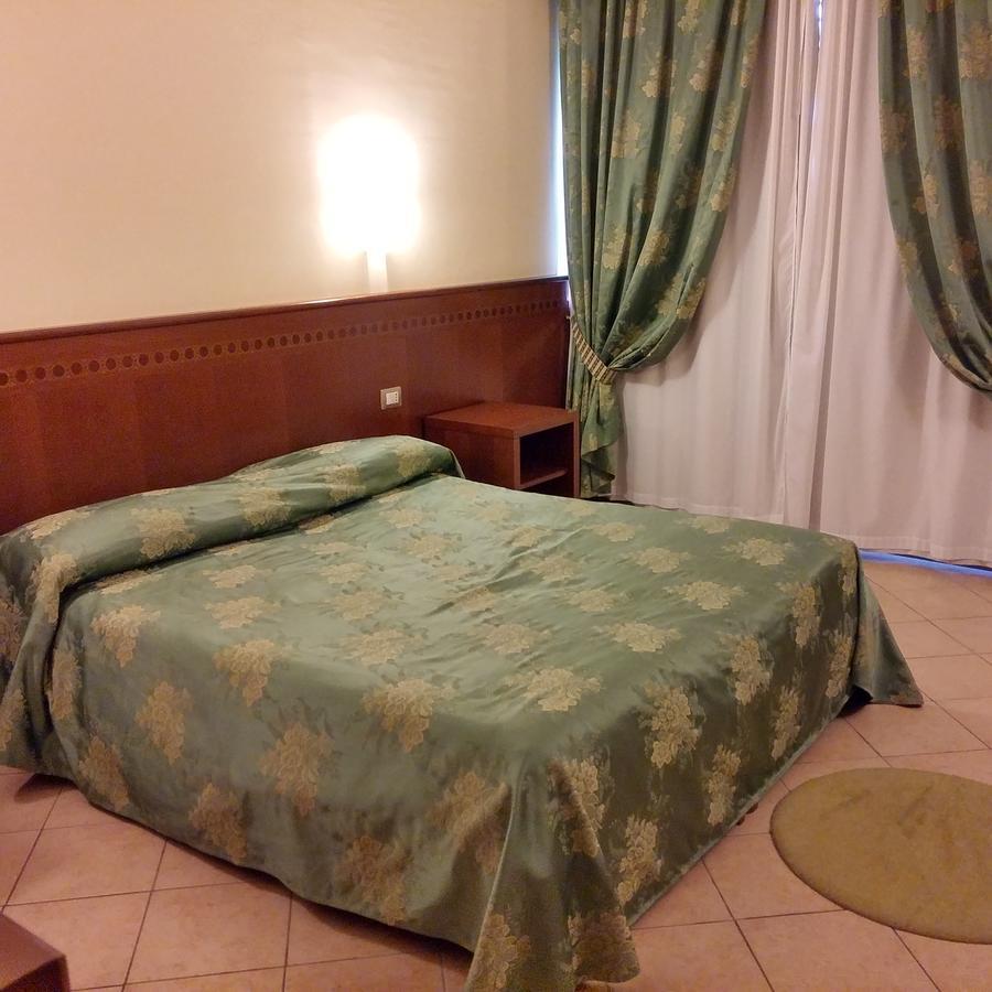 Hotel Turrita Arrone Bagian luar foto